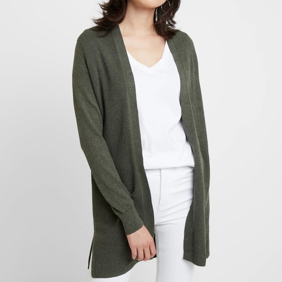 GAP Sweaters - GAP Bella open olive heather cardigan